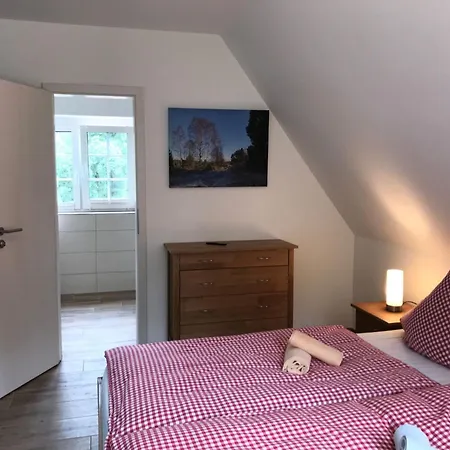 Casa de Férias Haus Felsenbirne Im Bispinger Heidezauber By Interhome